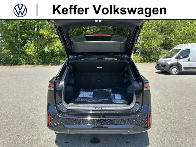 2026 Volkswagen Tiguan SEL R-Line Turbo
