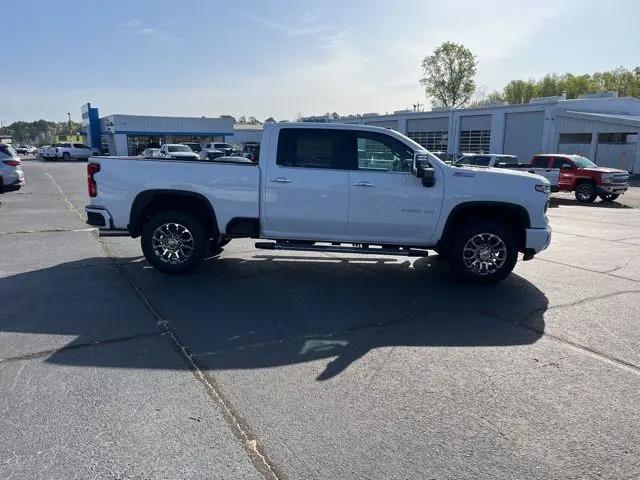 2026 Chevrolet Silverado 2500HD Crew Cab, Standard Bed, LTZ, 4WD
