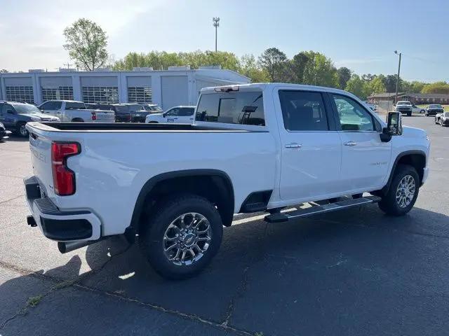 2026 Chevrolet Silverado 2500HD Crew Cab, Standard Bed, LTZ, 4WD