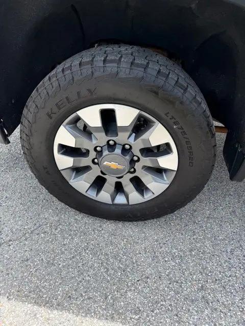 2023 Chevrolet Silverado 2500HD 4WD Crew Cab Standard Bed Custom