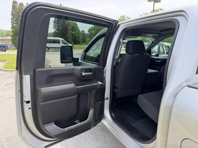 2023 Chevrolet Silverado 2500HD 4WD Crew Cab Standard Bed Custom