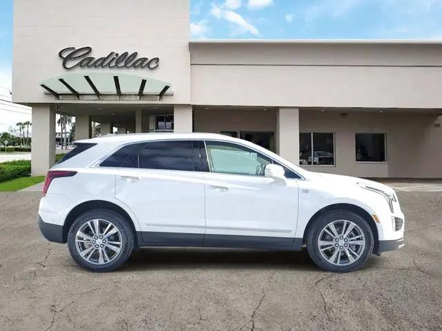 2026 Cadillac XT5 Premium Luxury FWD