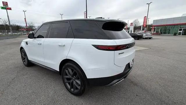 2025 Land Rover Range Rover Sport P360 SE