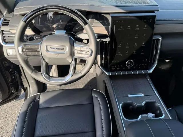 2026 GMC Acadia Denali FWD