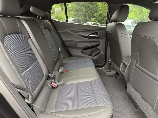 2026 Buick NV Preferred FWD