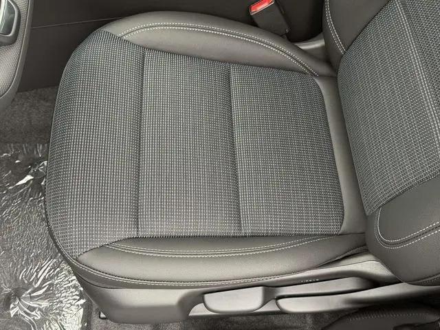 2026 Buick NV Preferred FWD