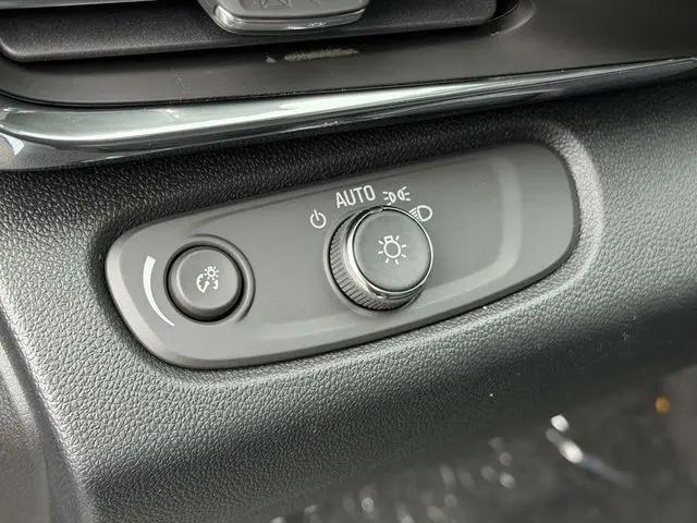 2026 Buick NV Preferred FWD