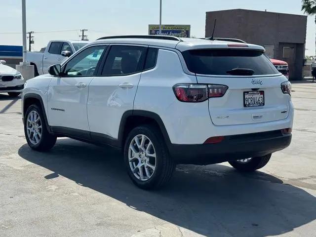 2022 Jeep Compass Latitude Lux 4x4