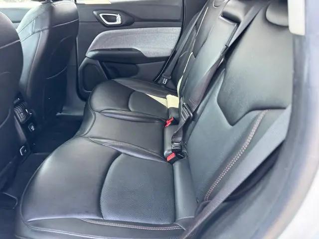 2022 Jeep Compass Latitude Lux 4x4