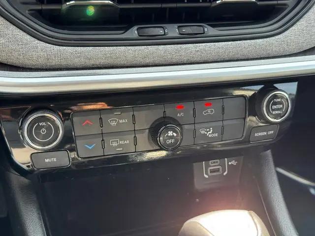 2022 Jeep Compass Latitude Lux 4x4