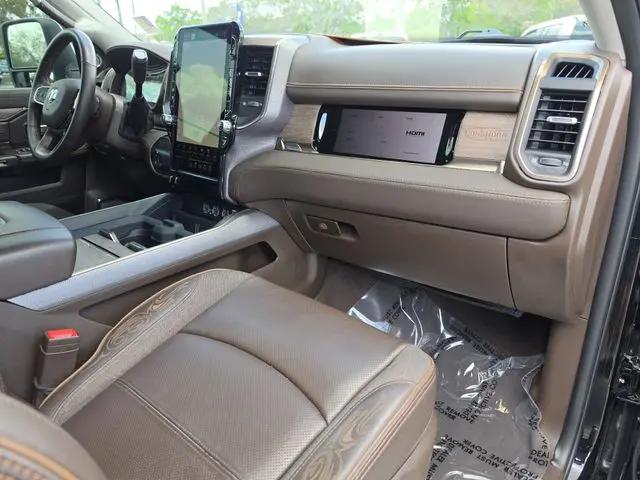 2025 Ram 3500 Limited Longhorn Crew Cab 4x4 8' Box