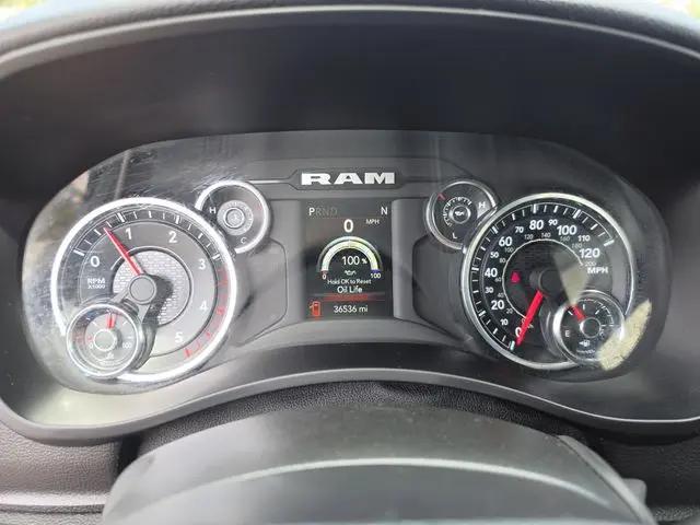 2024 Ram 3500 Big Horn Crew Cab 4x4 8' Box