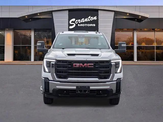 2026 GMC Sierra 3500HD Pro