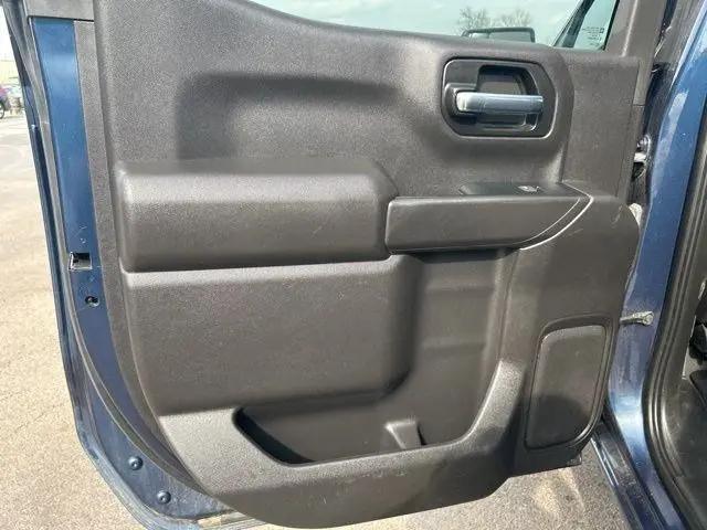 2022 Chevrolet Silverado 1500 4WD Crew Cab Short Bed LT with 2FL