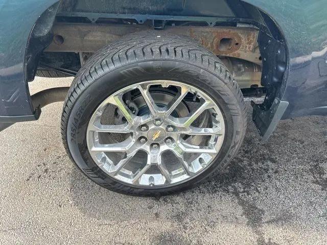 2022 Chevrolet Silverado 1500 4WD Crew Cab Short Bed LT with 2FL