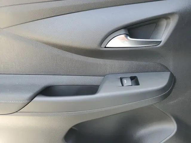 2026 Buick NV Sport Touring FWD