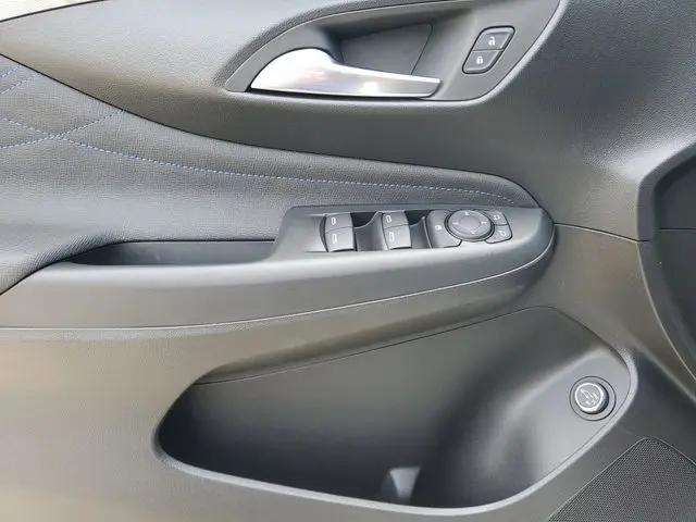 2026 Buick NV Sport Touring FWD