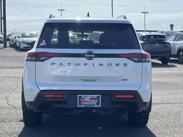2026 Nissan Pathfinder SV