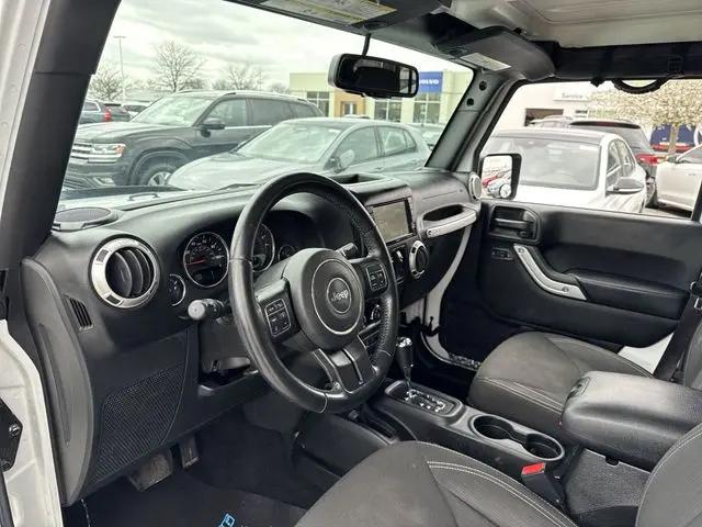 2016 Jeep Wrangler Unlimited Sahara