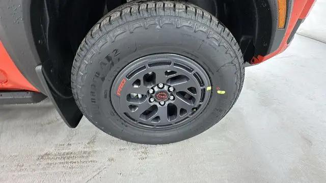 2026 Nissan Frontier Crew Cab PRO-4X 4x4