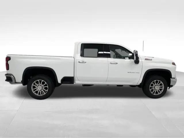 2026 Chevrolet Silverado 2500HD Crew Cab, Standard Bed, LTZ, 4WD