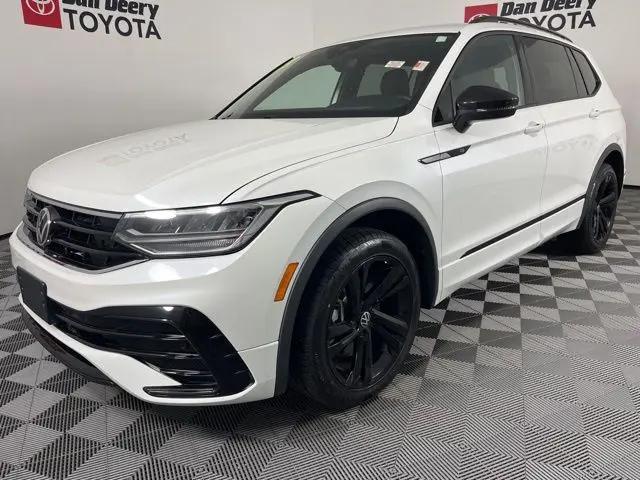 2023 Volkswagen Tiguan 2.0T SE R-Line Black