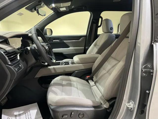2026 GMC Acadia Elevation FWD