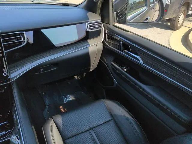 2022 Jeep Wagoneer Series III 4x4