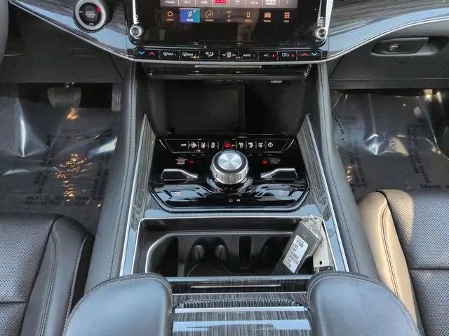 2022 Jeep Wagoneer Series III 4x4