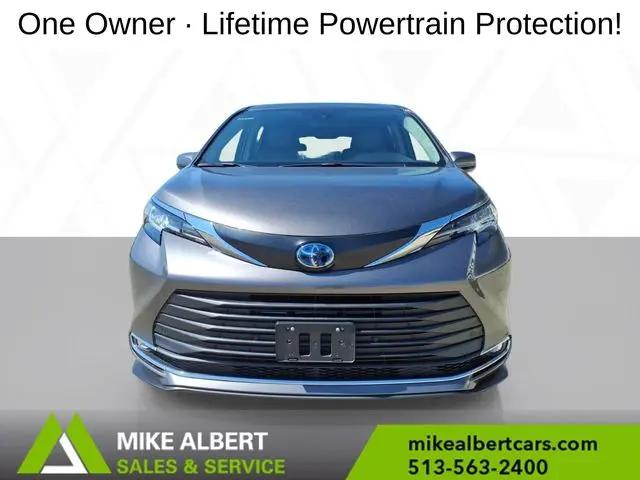 2023 Toyota Sienna XLE
