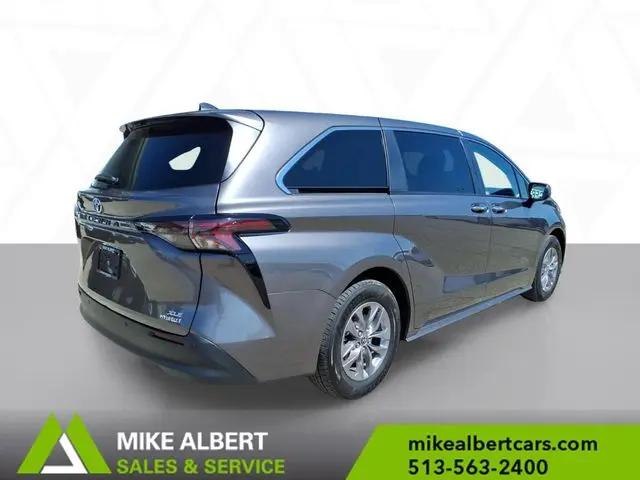 2023 Toyota Sienna XLE
