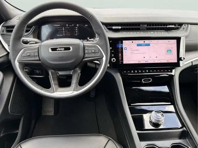 2026 Jeep Grand Cherokee Limited 4x2