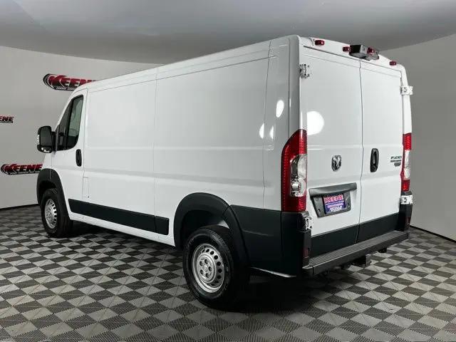 2026 Ram ProMaster Cargo Van Tradesman Low Roof 136" WB w/Pass Seat