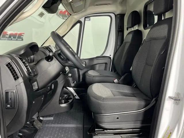 2026 Ram ProMaster Cargo Van Tradesman Low Roof 136" WB w/Pass Seat