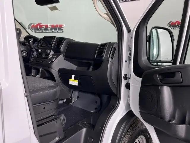 2026 Ram ProMaster Cargo Van Tradesman Low Roof 136" WB w/Pass Seat