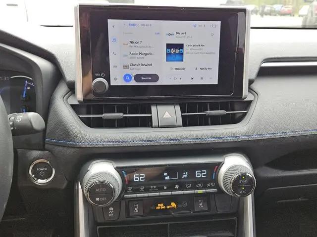 2023 Toyota RAV4 Hybrid SE