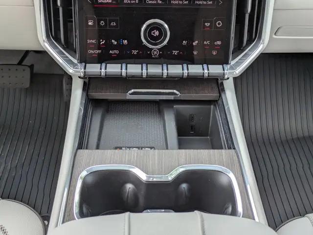 2026 GMC Acadia Denali FWD