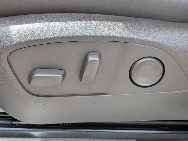 2026 GMC Acadia Denali FWD
