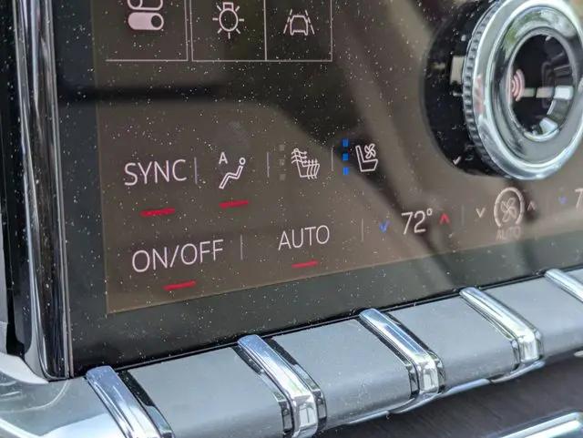2026 GMC Acadia Denali FWD