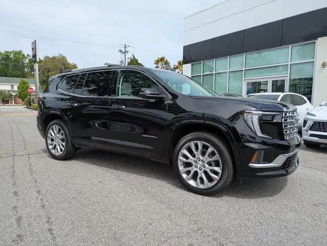 2026 GMC Acadia Denali FWD