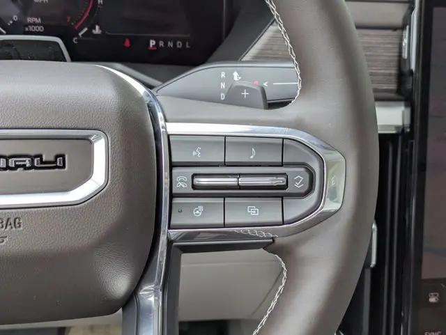 2026 GMC Acadia Denali FWD