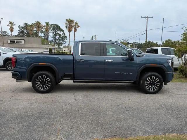 2026 GMC Sierra 2500HD Crew Cab, Standard Bed, Denali Ultimate, 4WD