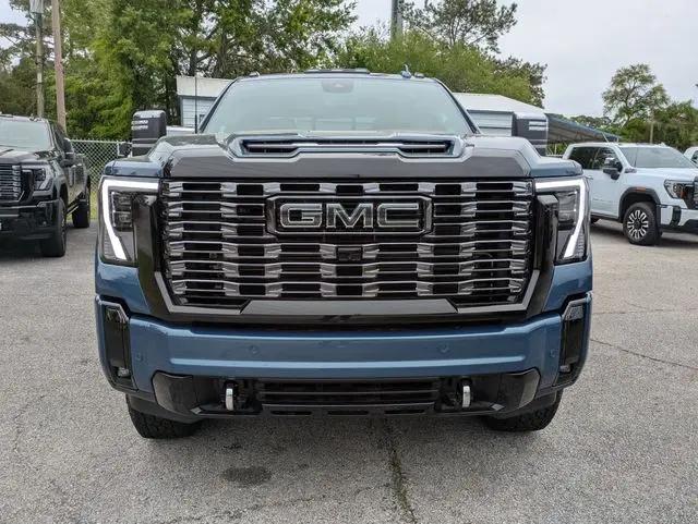 2026 GMC Sierra 2500HD Crew Cab, Standard Bed, Denali Ultimate, 4WD