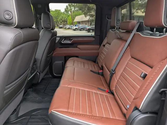 2026 GMC Sierra 2500HD Crew Cab, Standard Bed, Denali Ultimate, 4WD