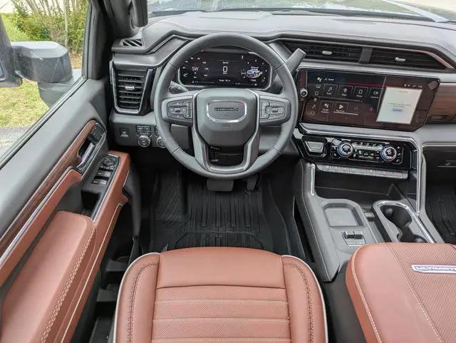 2026 GMC Sierra 2500HD Crew Cab, Standard Bed, Denali Ultimate, 4WD