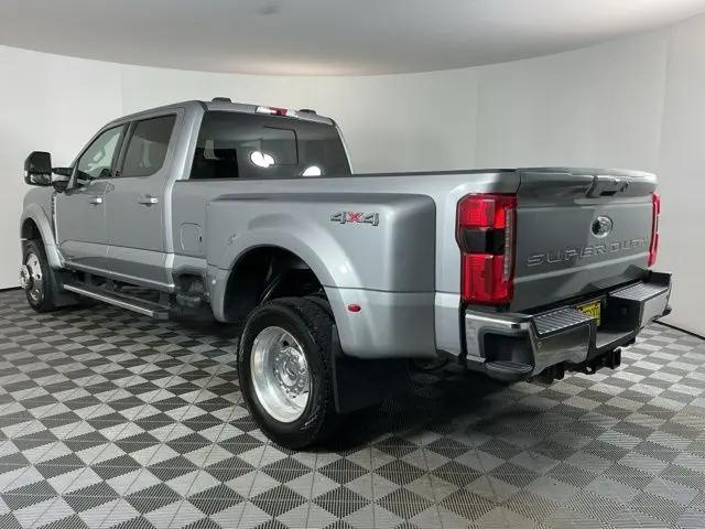 2024 Ford F-450 LARIAT