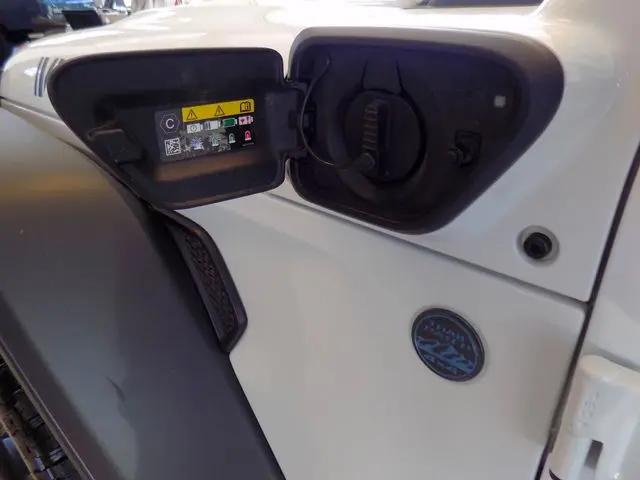 2025 Jeep Wrangler 4xe Willys 4xe