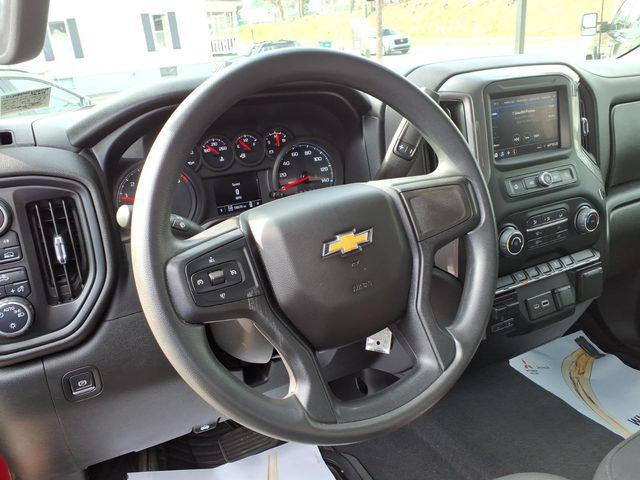 2022 Chevrolet Silverado 1500 4WD Crew Cab Standard Bed Custom