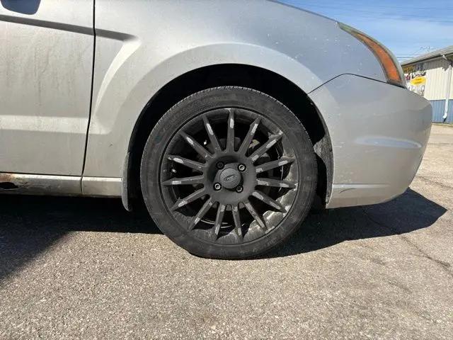 2010 Ford Focus SES