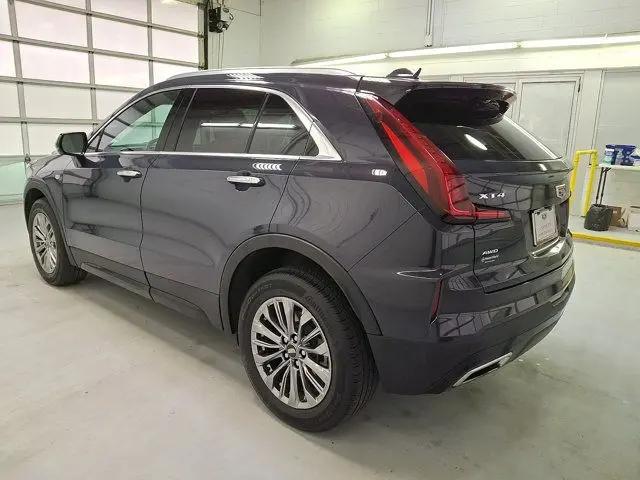 2025 Cadillac XT4 AWD Premium Luxury